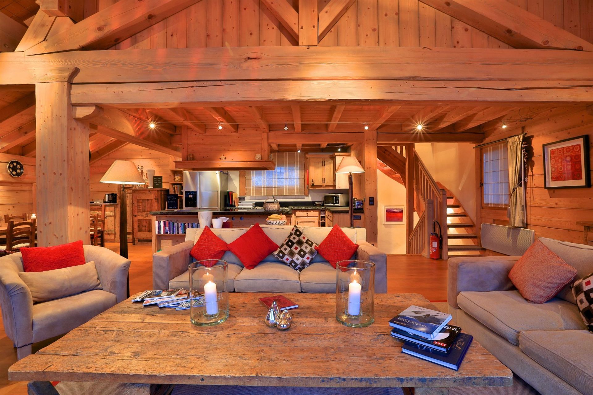 luxury chalet 5 Rooms for seasonal rent on MERIBEL LES ALLUES (73550)