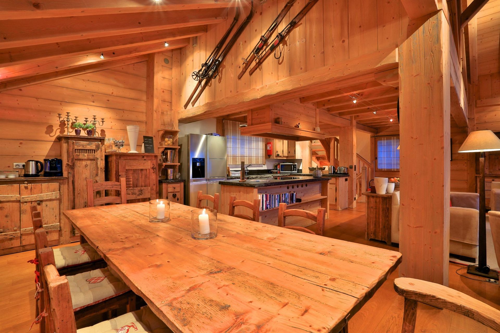 luxury chalet 5 Rooms for seasonal rent on MERIBEL LES ALLUES (73550)