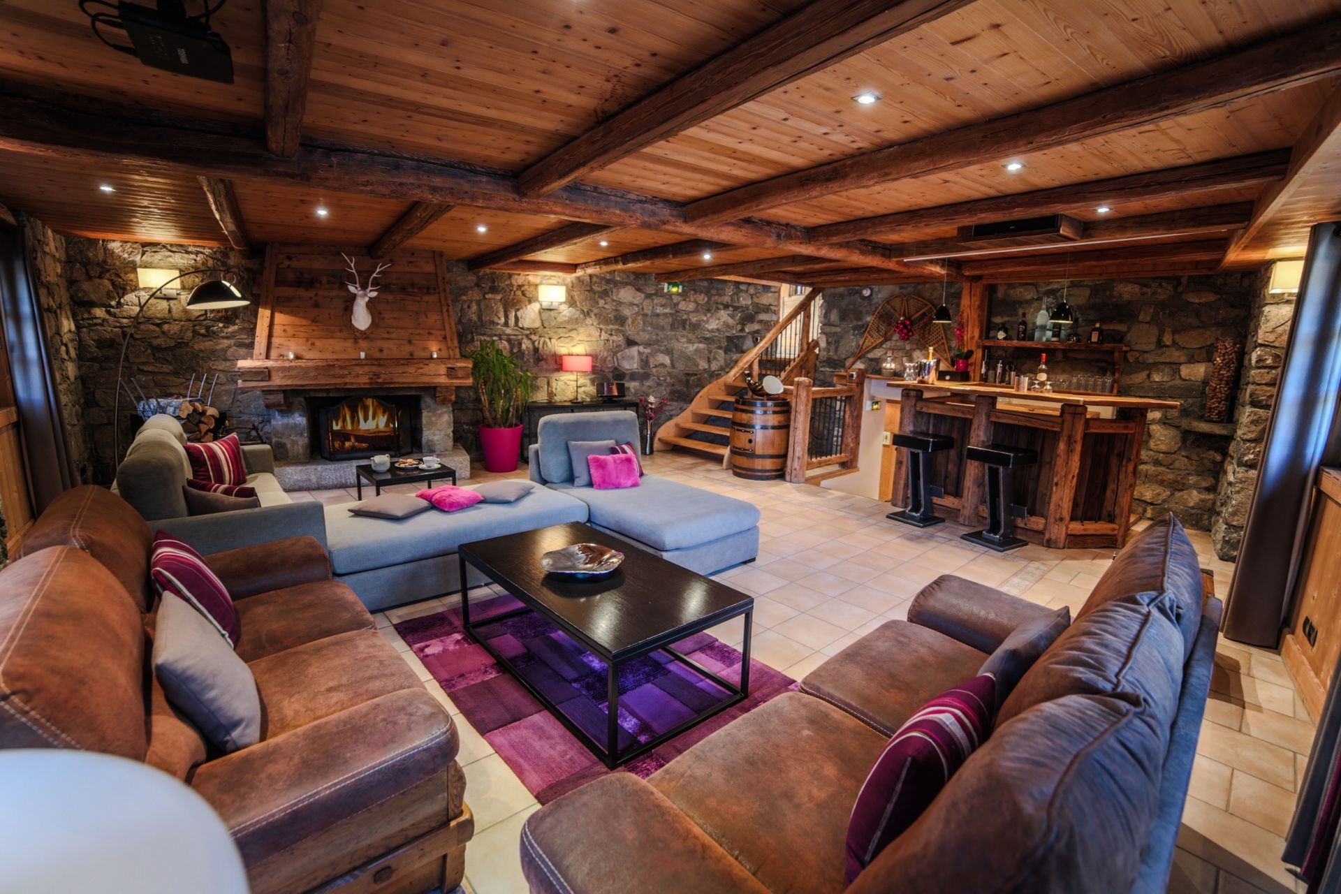 luxury house 15 Rooms for seasonal rent on MERIBEL LES ALLUES (73550)