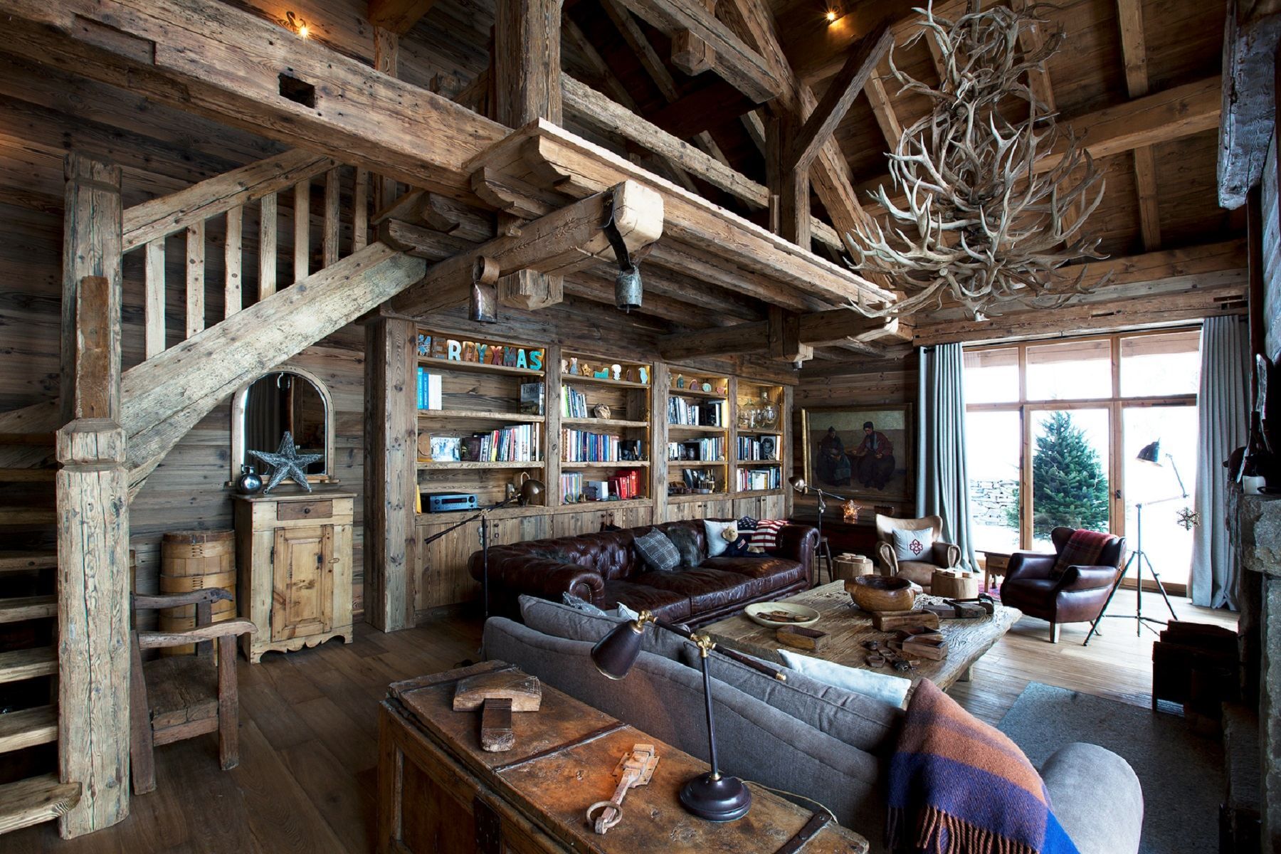 luxury chalet 10 Rooms for seasonal rent on MERIBEL LES ALLUES (73550)