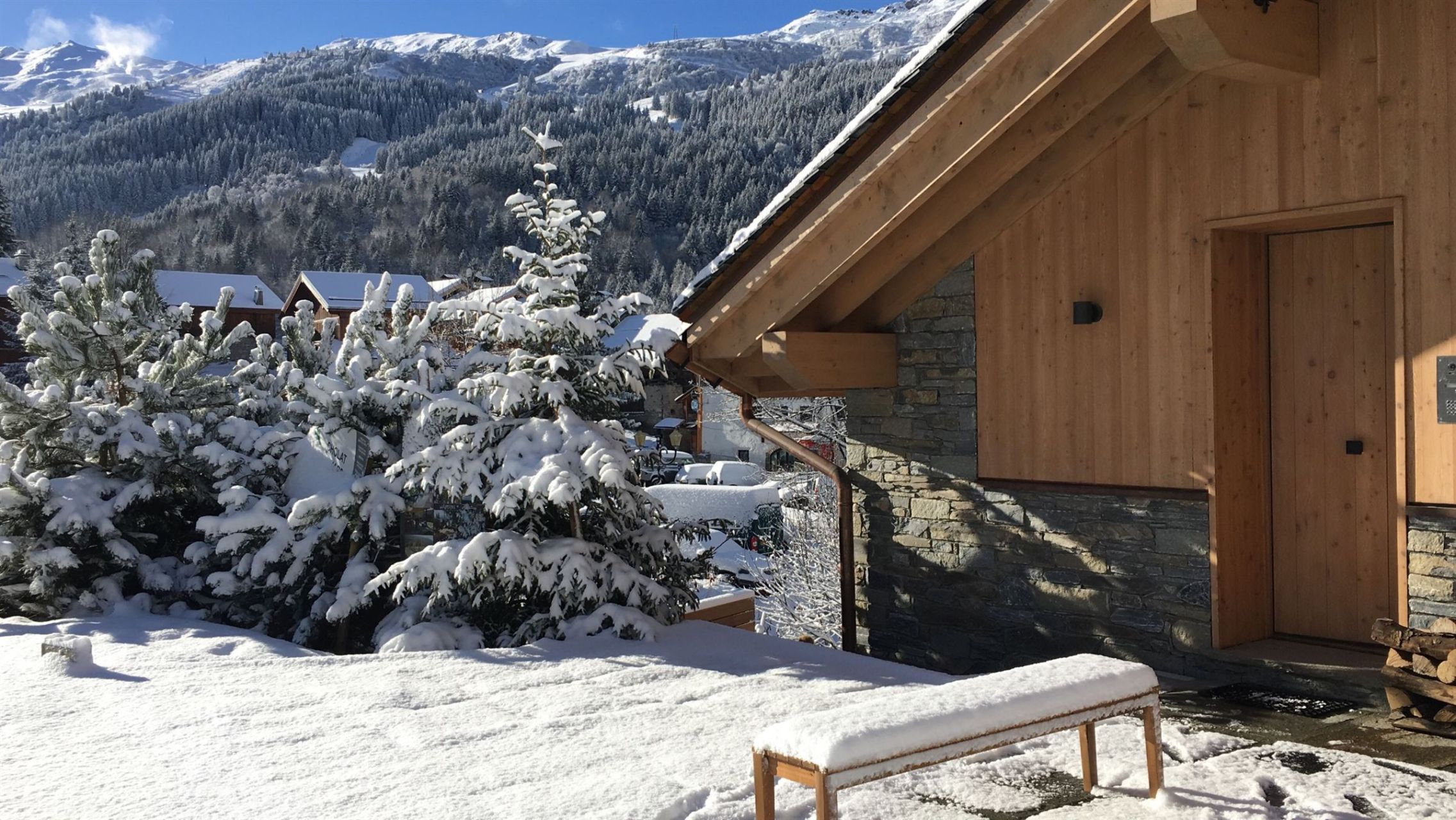 chalet de luxe 6 Pièces en location saisonnière sur MERIBEL LES ALLUES (73550)