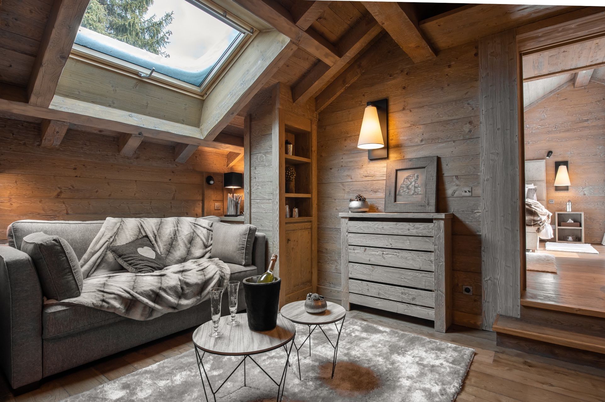 chalet de luxe 10 Pièces en location saisonnière sur MERIBEL LES ALLUES (73550)