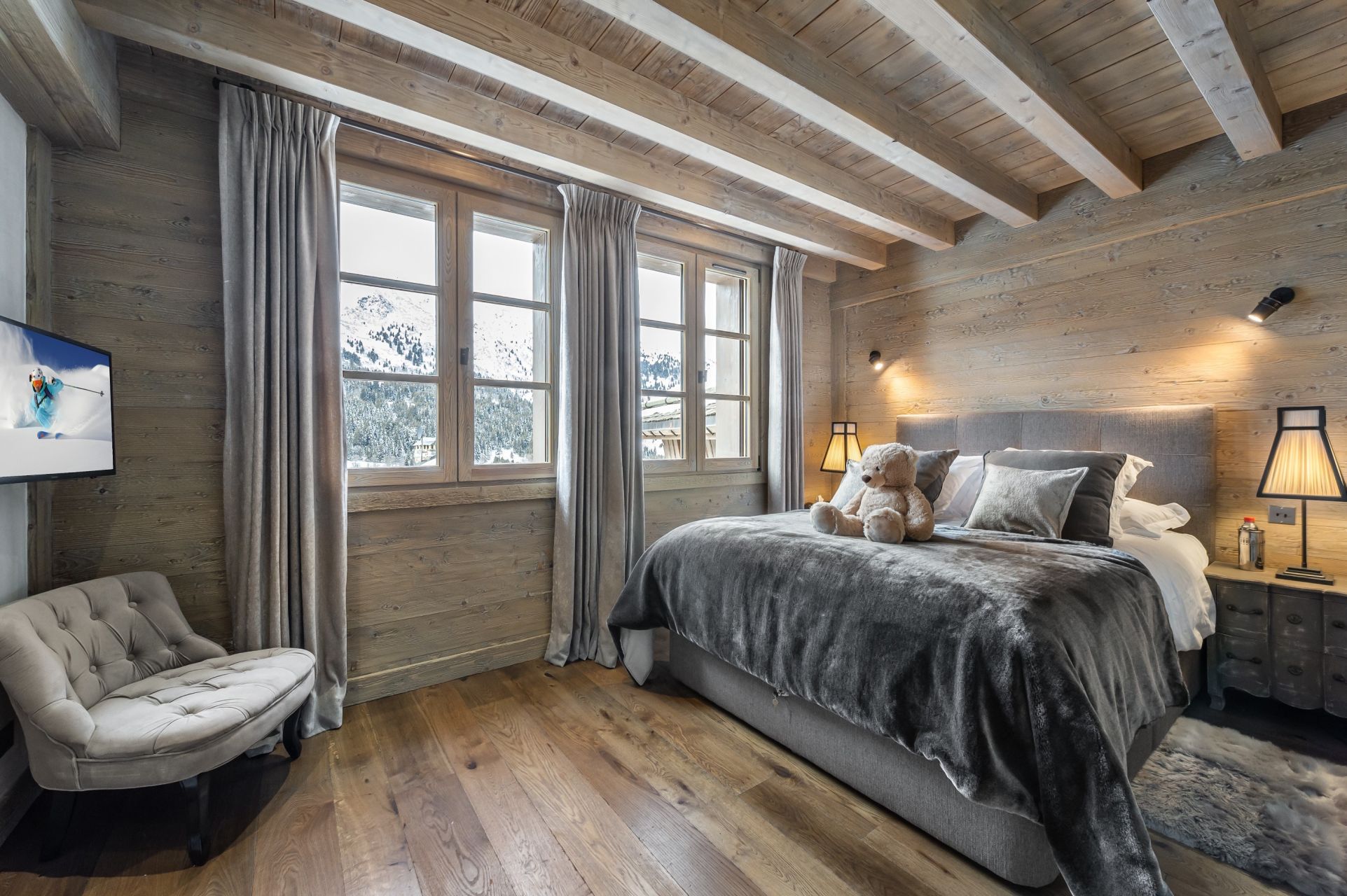 chalet de luxe 10 Pièces en location saisonnière sur MERIBEL LES ALLUES (73550)