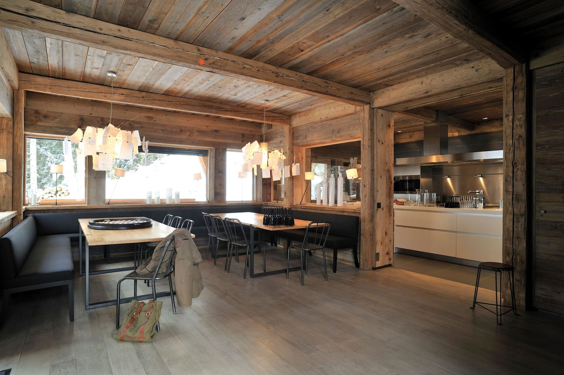 chalet de luxe 9 Pièces en location saisonnière sur MERIBEL LES ALLUES (73550)