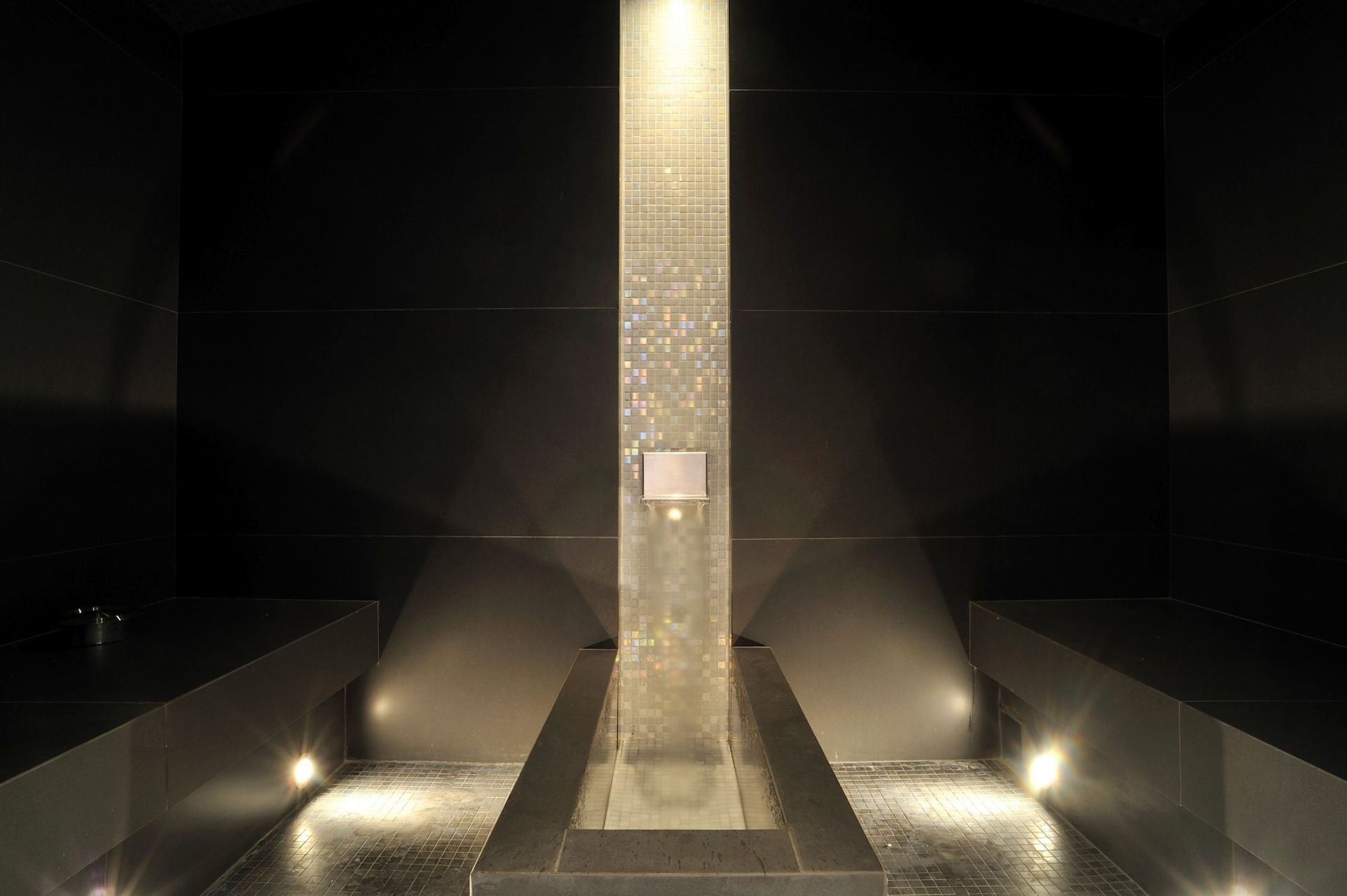 chalet de luxe 9 Pièces en location saisonnière sur MERIBEL LES ALLUES (73550)