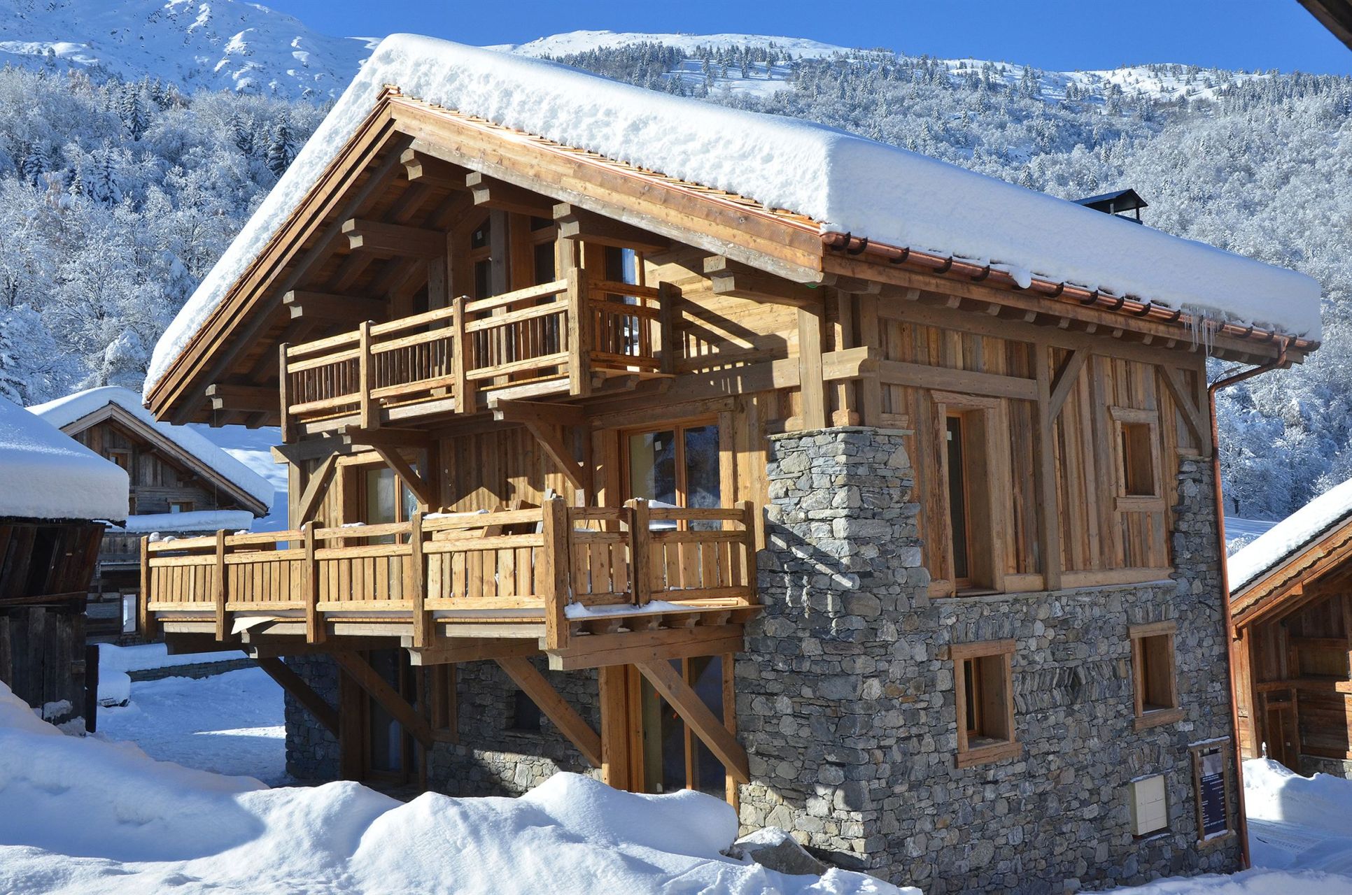 luxury chalet 6 Rooms for seasonal rent on MERIBEL LES ALLUES (73550)