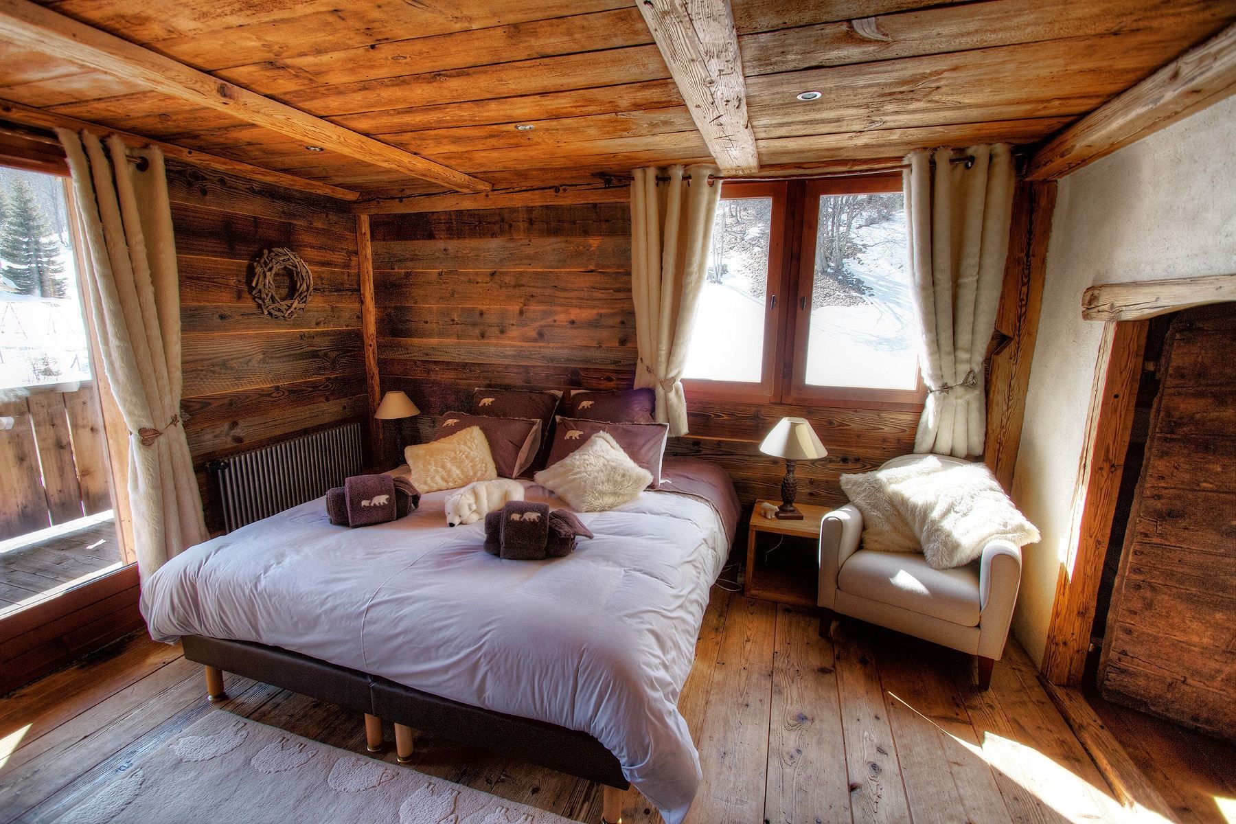 luxury chalet 7 Rooms for seasonal rent on MERIBEL LES ALLUES (73550)