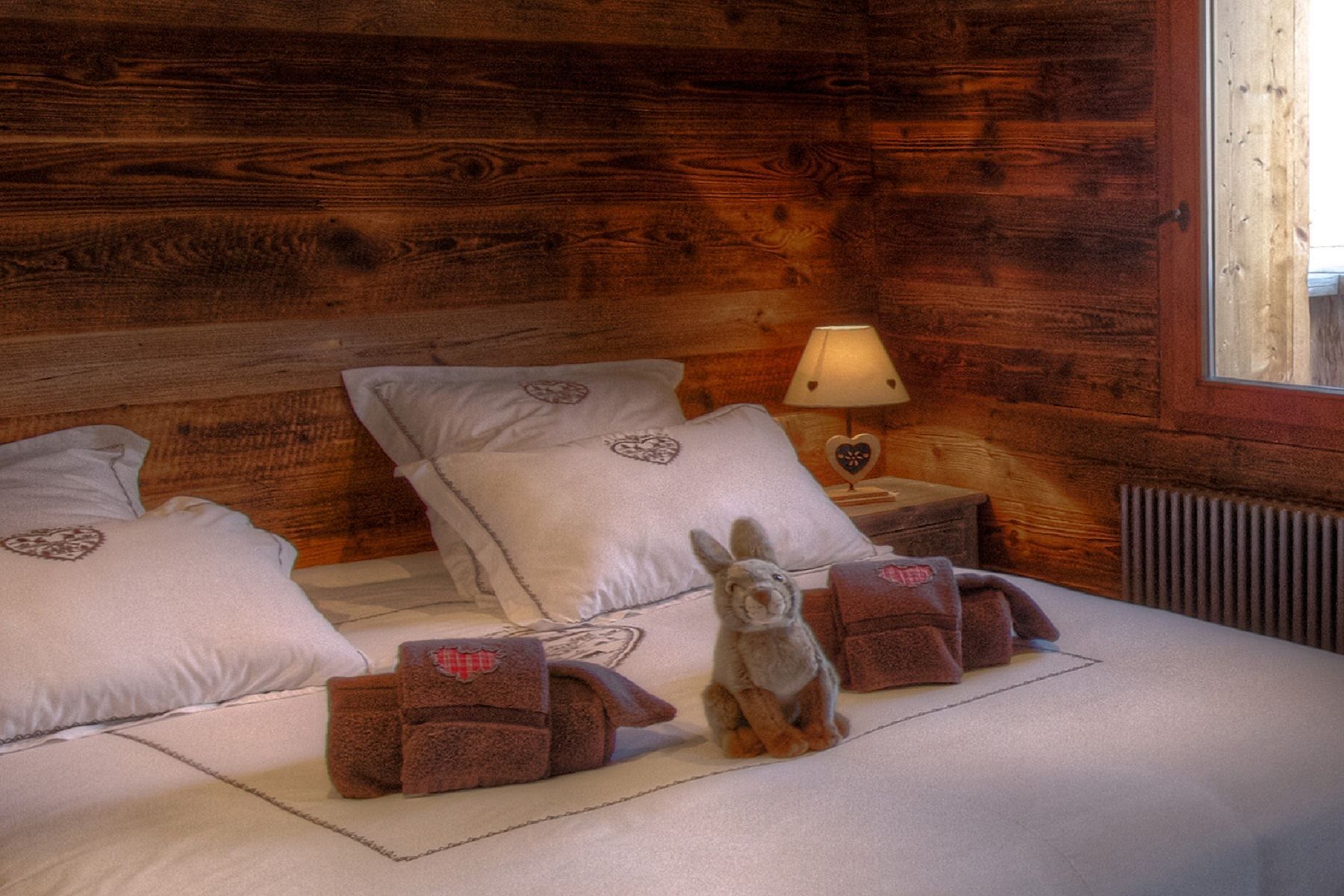 luxury chalet 7 Rooms for seasonal rent on MERIBEL LES ALLUES (73550)