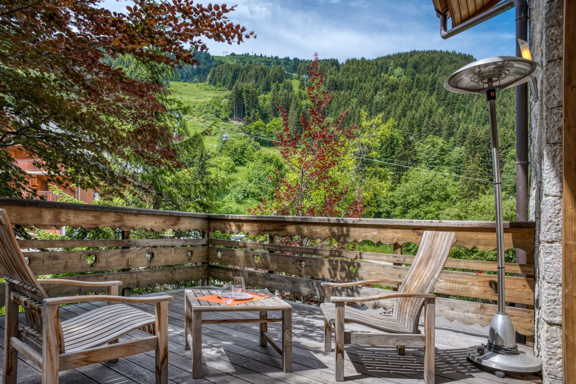 chalet de luxe 8 Pièces en location saisonnière sur MERIBEL LES ALLUES (73550)