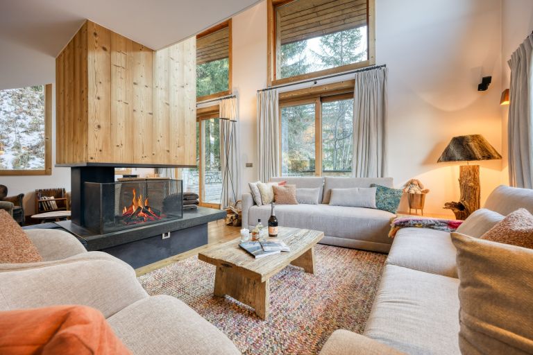chalet de luxe 8 Pièces en location saisonnière sur MERIBEL LES ALLUES (73550)
