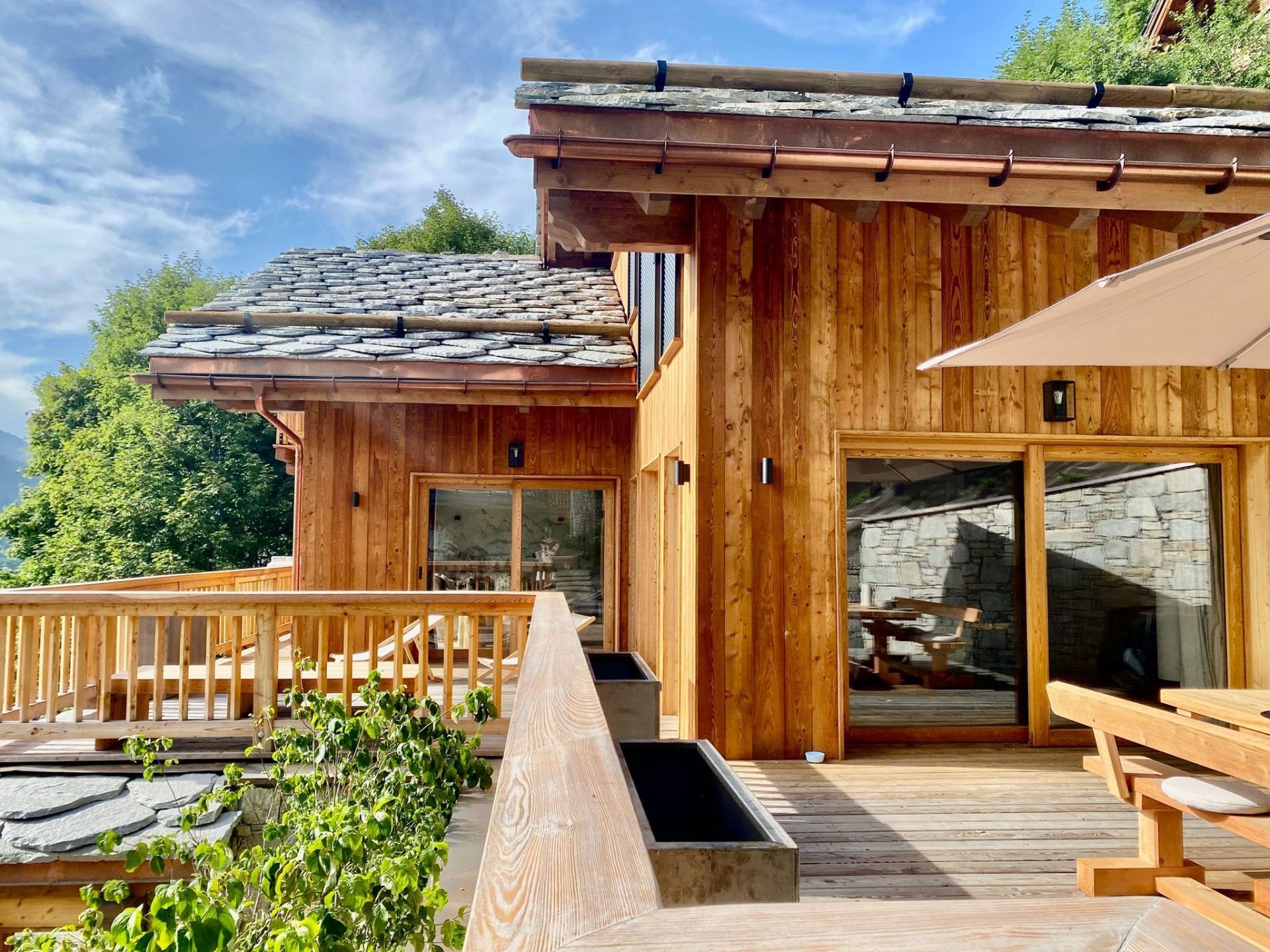 chalet de luxe 9 Pièces en location saisonnière sur MERIBEL LES ALLUES (73550)