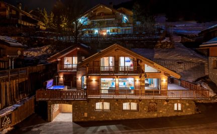 luxury chalet 9 Rooms for seasonal rent on MERIBEL LES ALLUES (73550) Rental Luxury chalet Méribel Les Allues 9 Rooms 245 m²