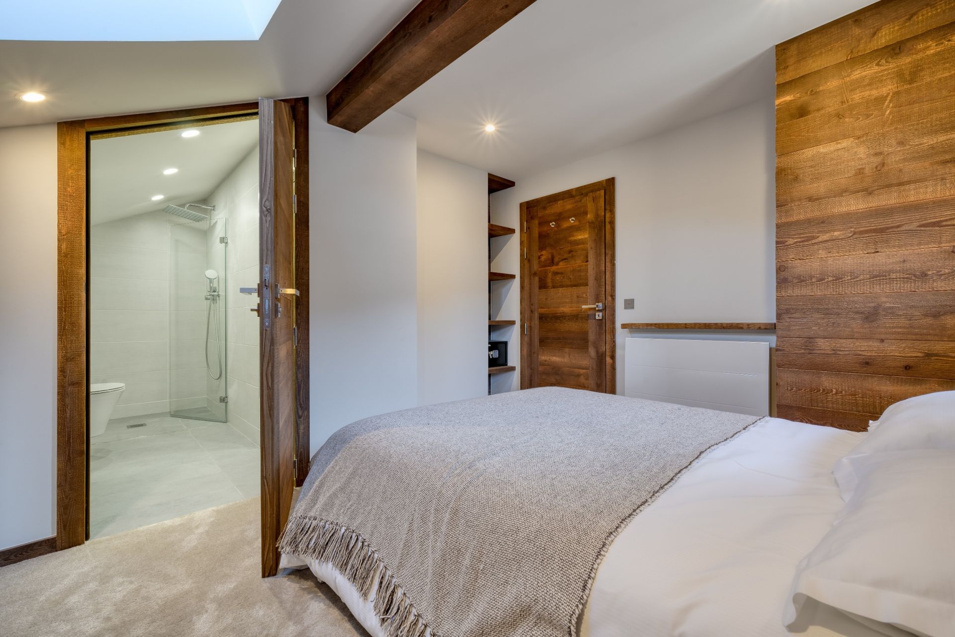 chalet de luxe 8 Pièces en location saisonnière sur MERIBEL LES ALLUES (73550)