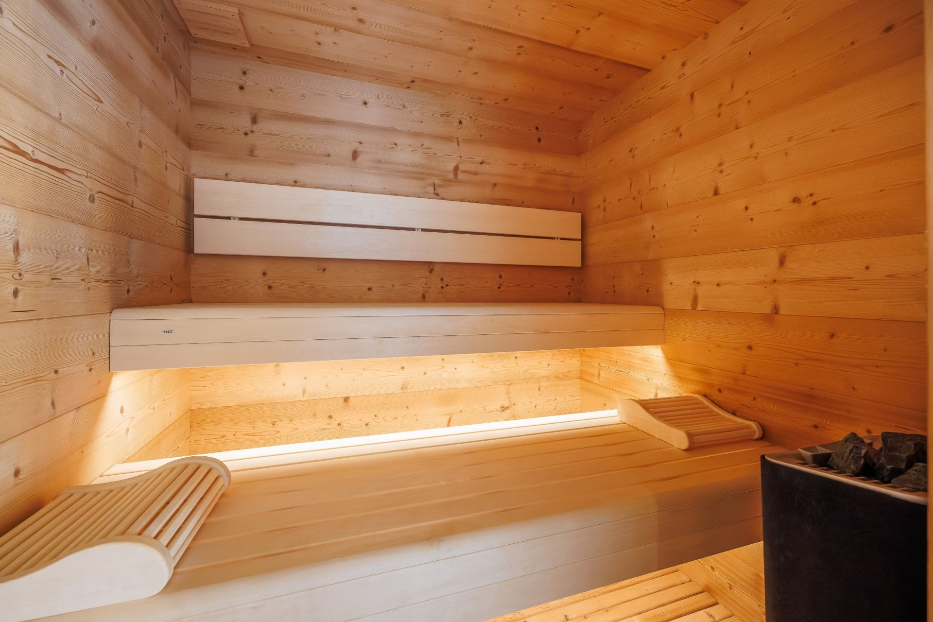 chalet de luxe 10 Pièces en location saisonnière sur MERIBEL LES ALLUES (73550)