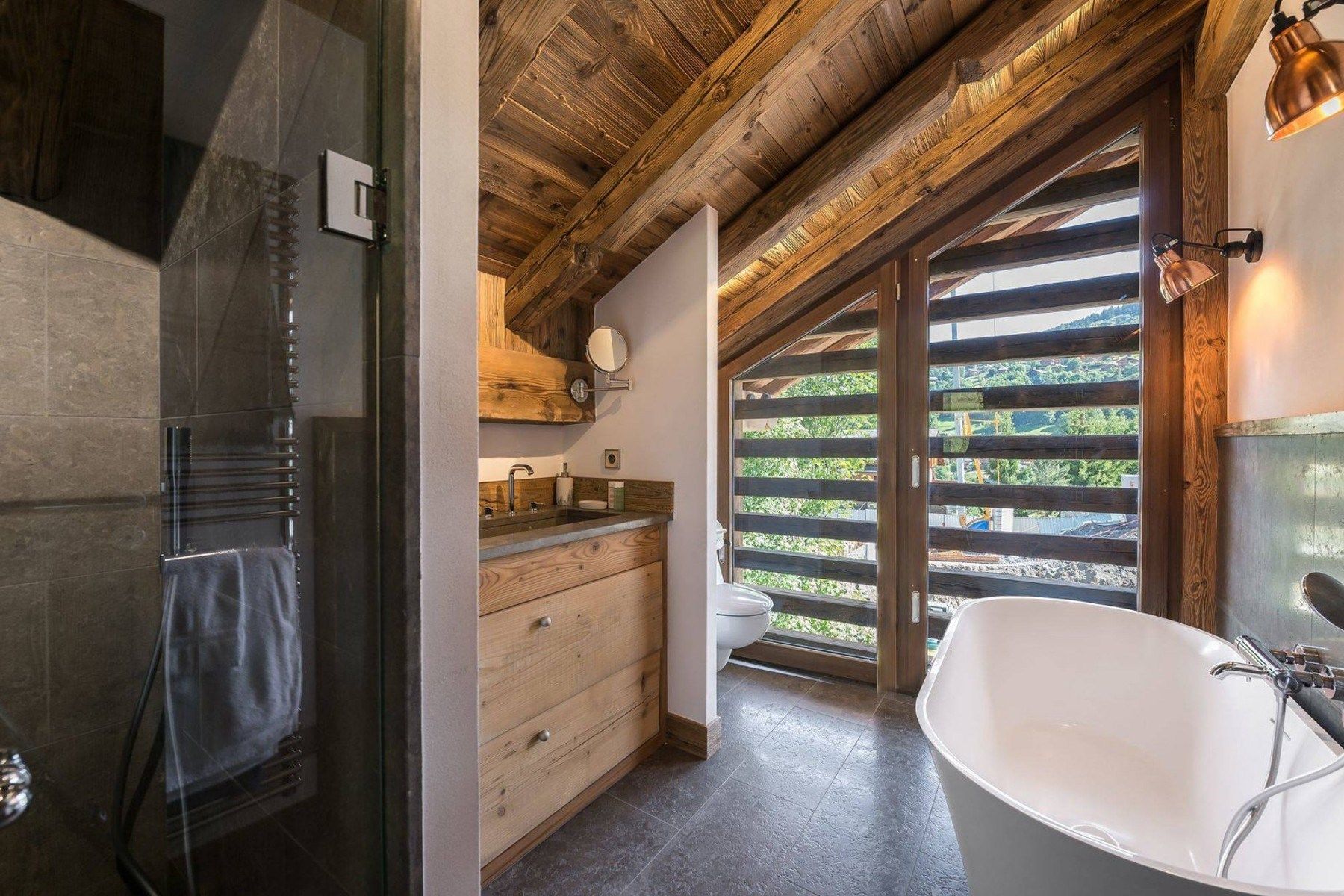 chalet de luxe 8 Pièces en vente sur MERIBEL LES ALLUES (73550)