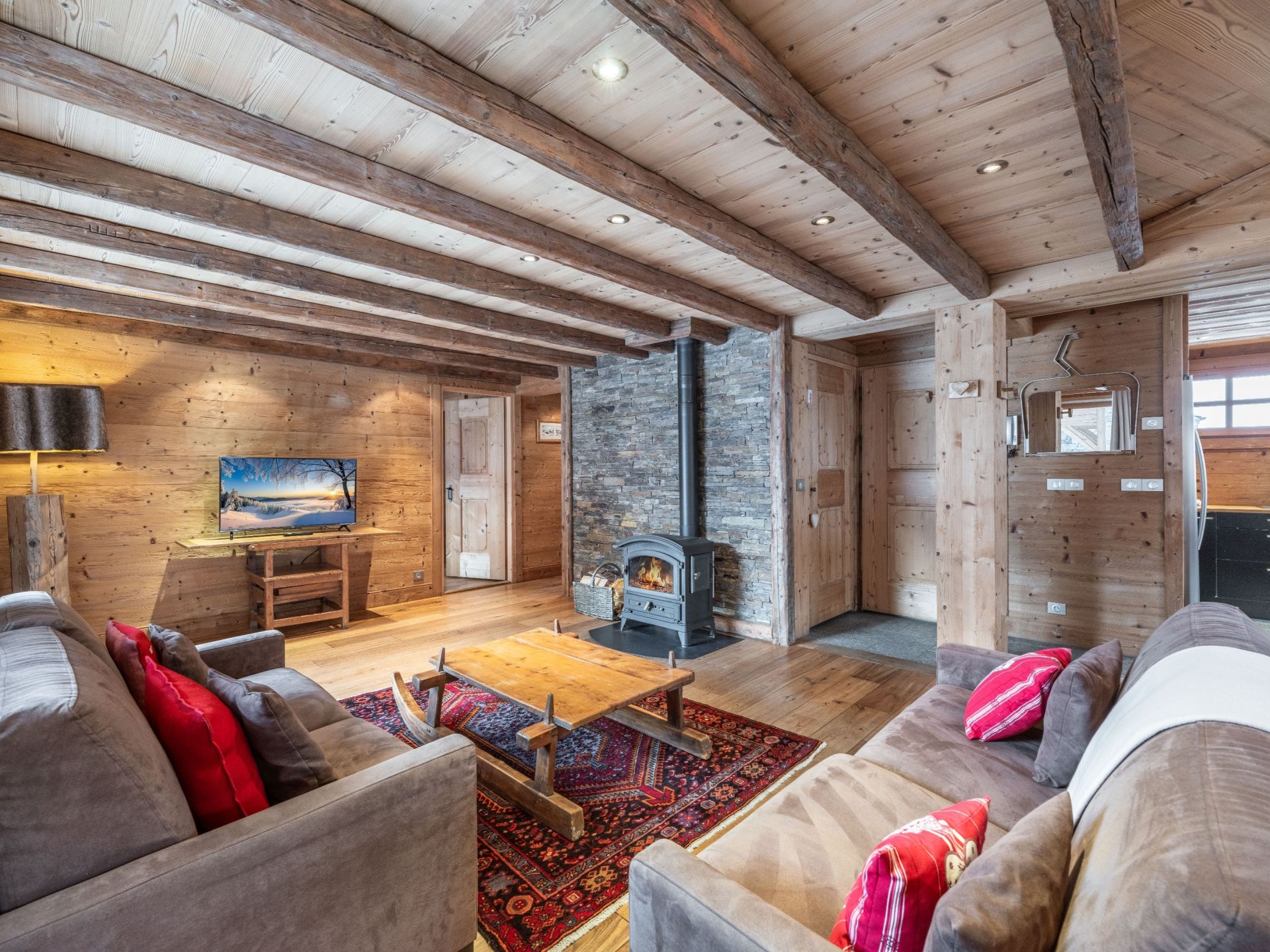 luxury chalet 8 Rooms for sale on MERIBEL LES ALLUES (73550)