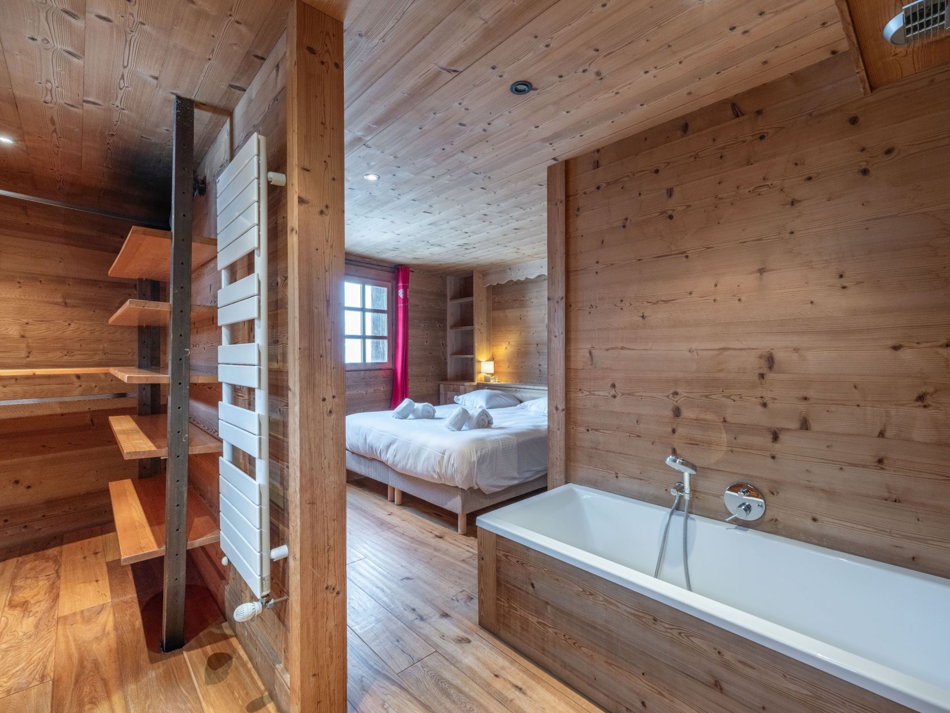 luxury chalet 8 Rooms for sale on MERIBEL LES ALLUES (73550)