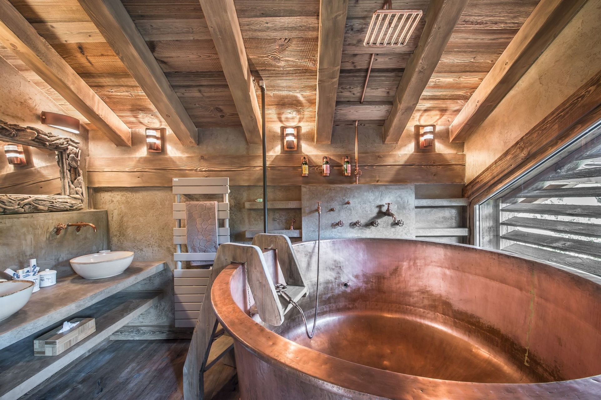 luxury chalet 7 Rooms for seasonal rent on MERIBEL LES ALLUES (73550)