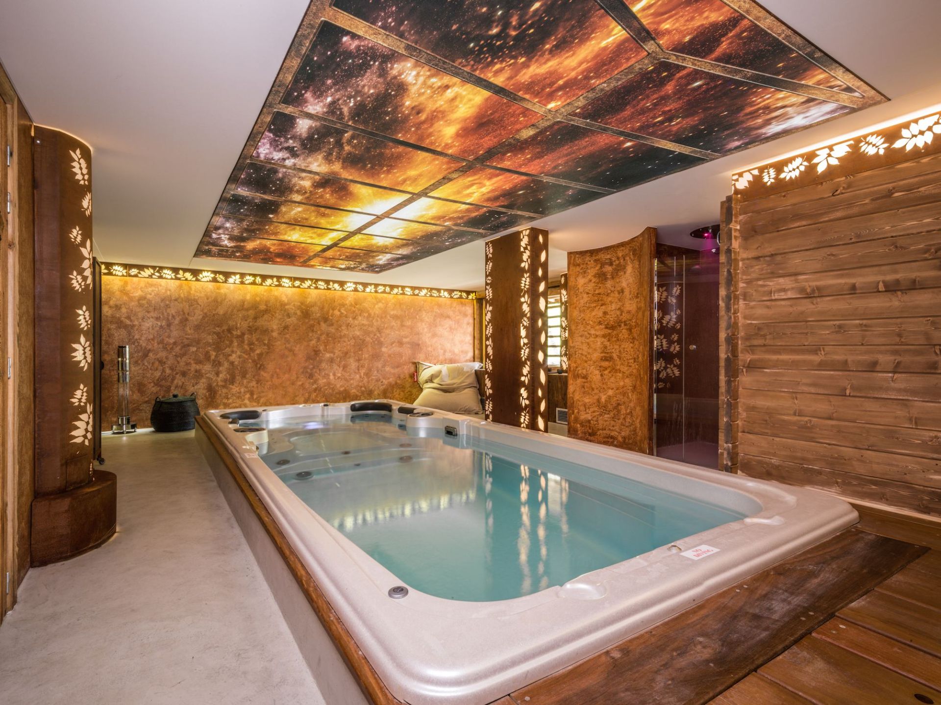 luxury chalet 7 Rooms for seasonal rent on MERIBEL LES ALLUES (73550)