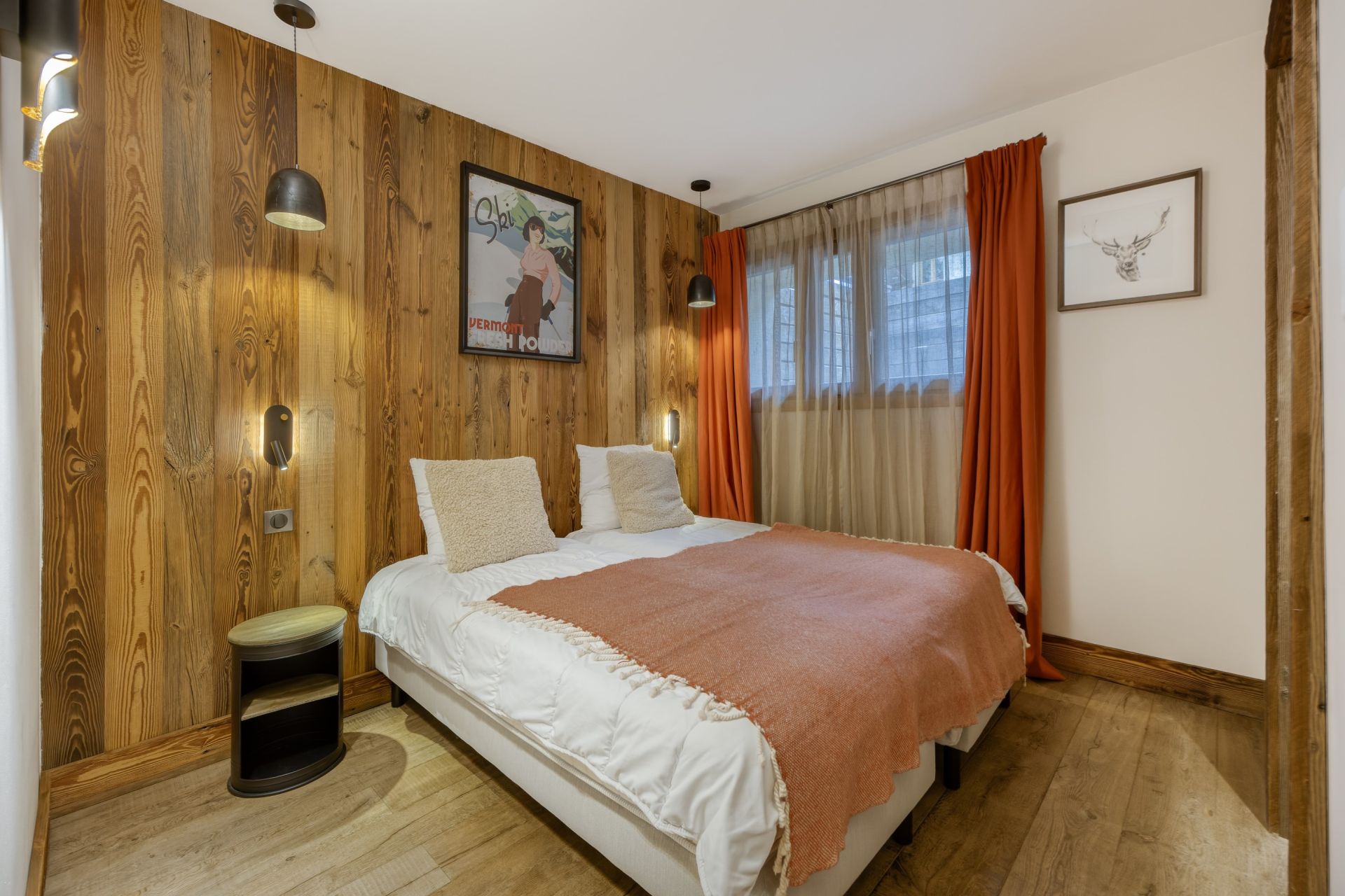 luxury chalet 8 Rooms for seasonal rent on MERIBEL LES ALLUES (73550)