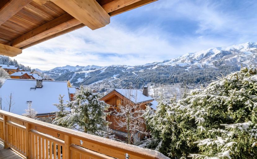 luxury chalet 8 Rooms for seasonal rent on MERIBEL LES ALLUES (73550)