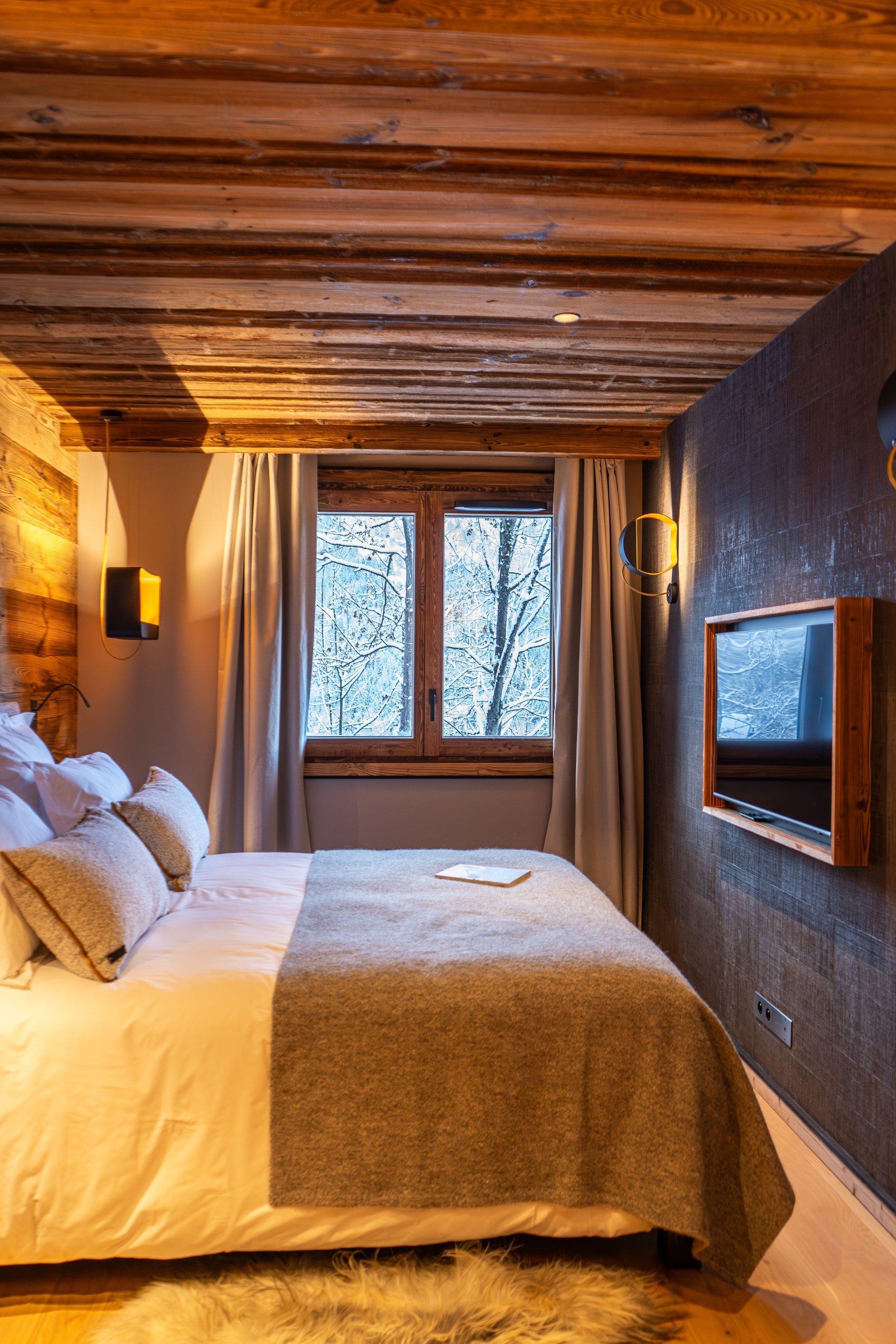 luxury apartment 5 Rooms for seasonal rent on MERIBEL LES ALLUES (73550)