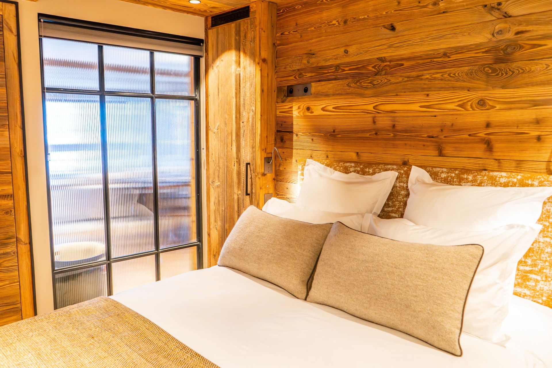 appartement de luxe 5 Pièces en location saisonnière sur MERIBEL LES ALLUES (73550)