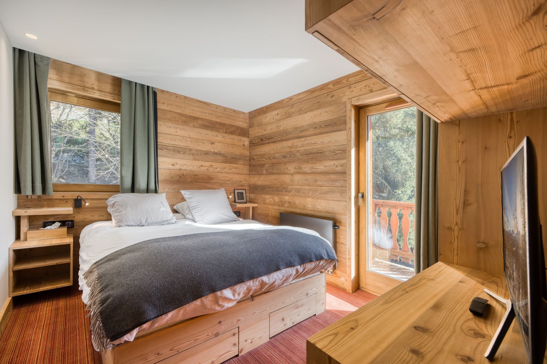 luxury apartment 10 Rooms for sale on MERIBEL LES ALLUES (73550)