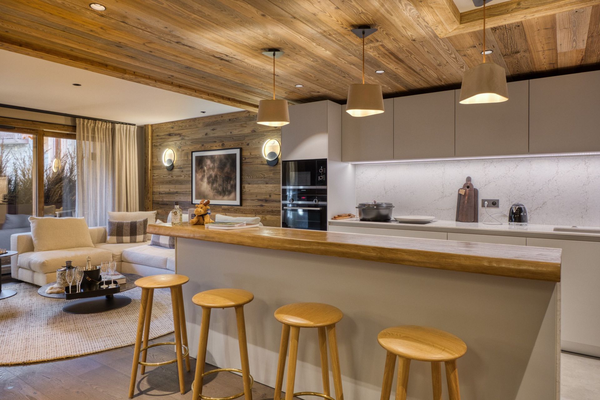 luxury apartment 5 Rooms for seasonal rent on MERIBEL LES ALLUES (73550)