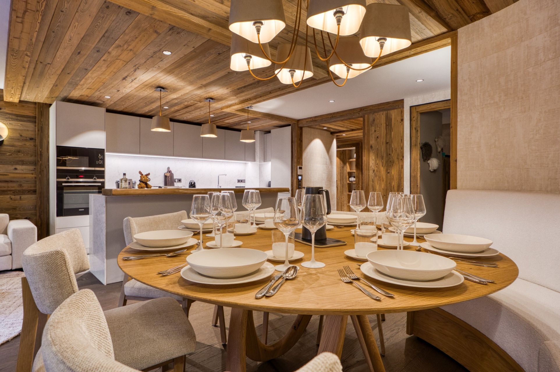 appartement de luxe 5 Pièces en location saisonnière sur MERIBEL LES ALLUES (73550)