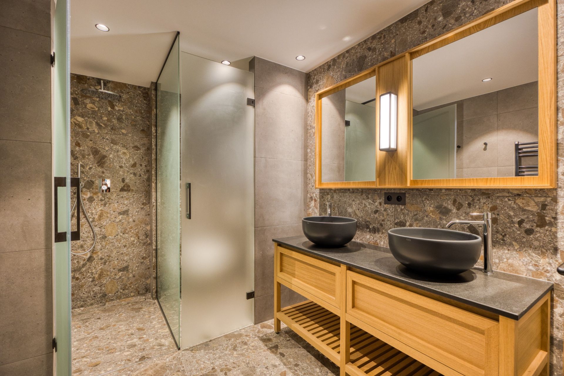 luxury apartment 5 Rooms for seasonal rent on MERIBEL LES ALLUES (73550)