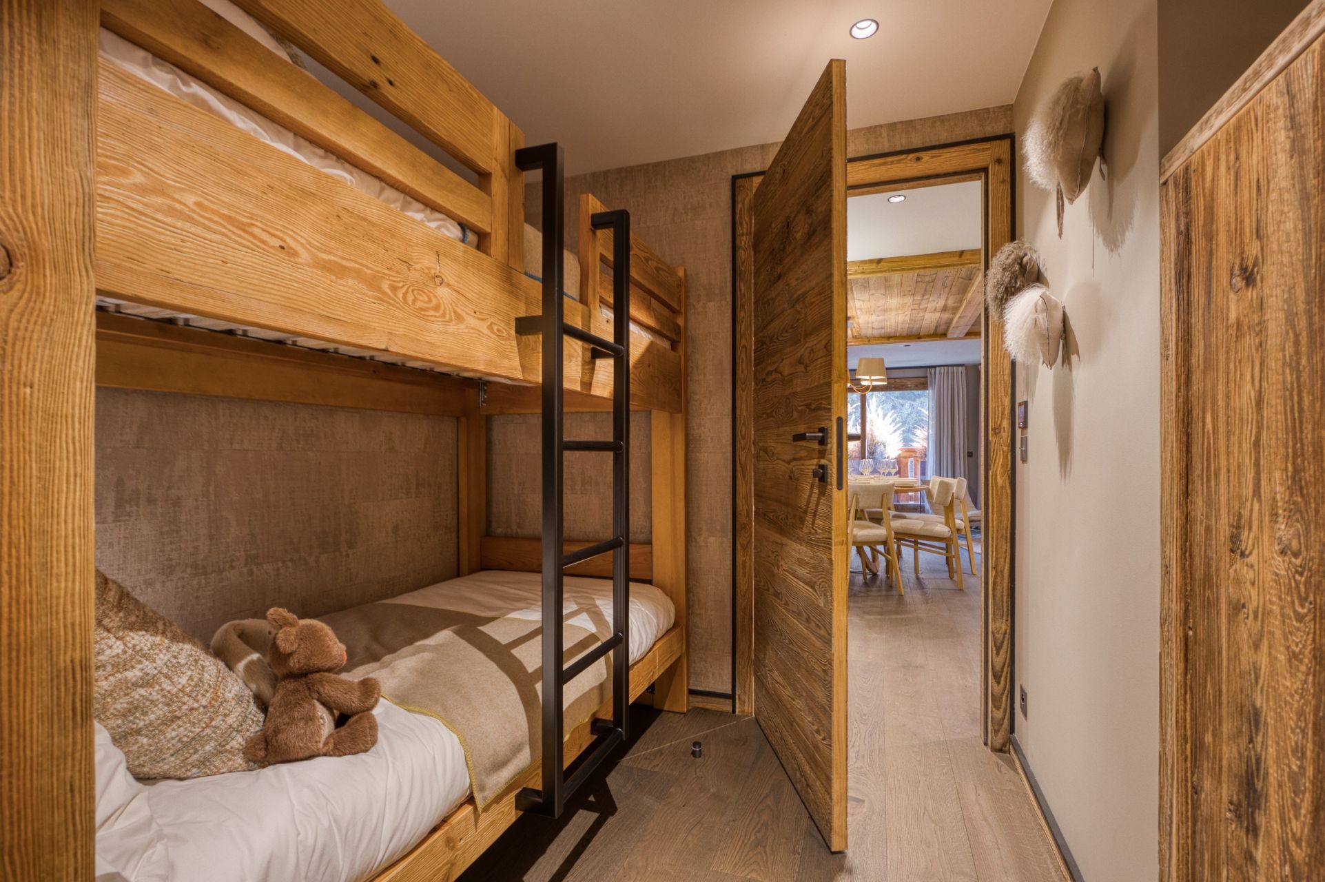 appartement de luxe 5 Pièces en location saisonnière sur MERIBEL LES ALLUES (73550)