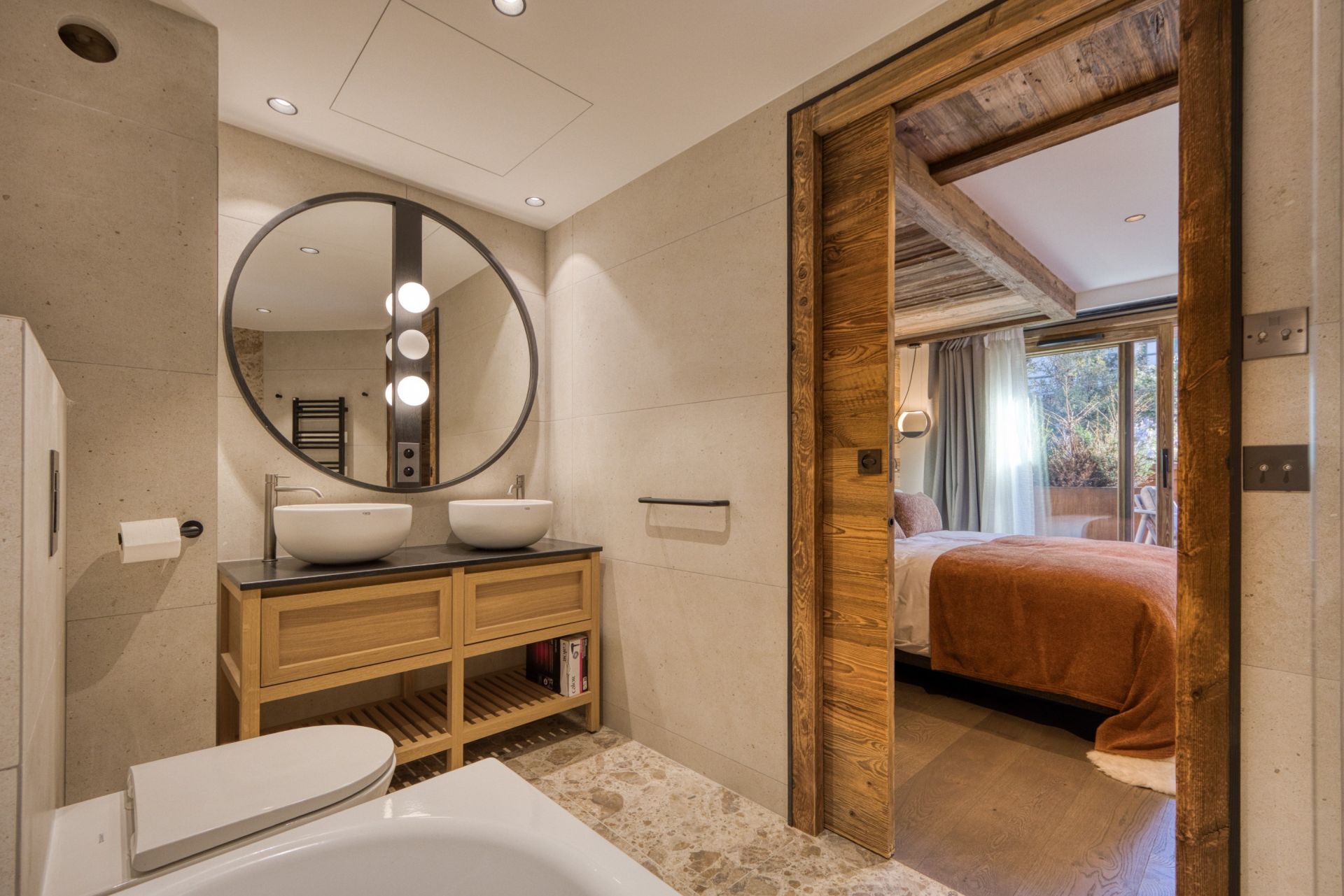 luxury apartment 5 Rooms for seasonal rent on MERIBEL LES ALLUES (73550)