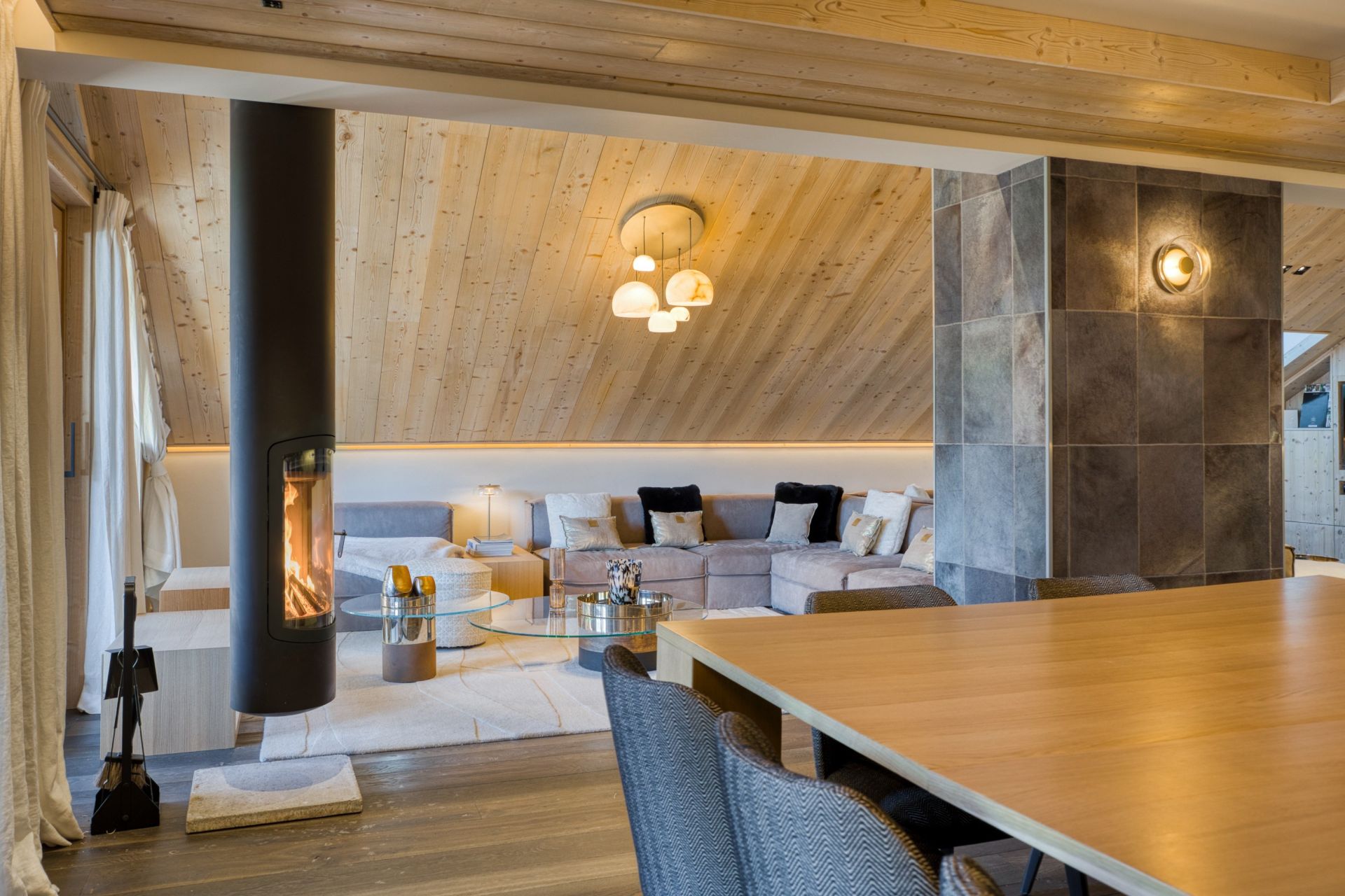 appartement de luxe 6 Pièces en vente sur MERIBEL LES ALLUES (73550)
