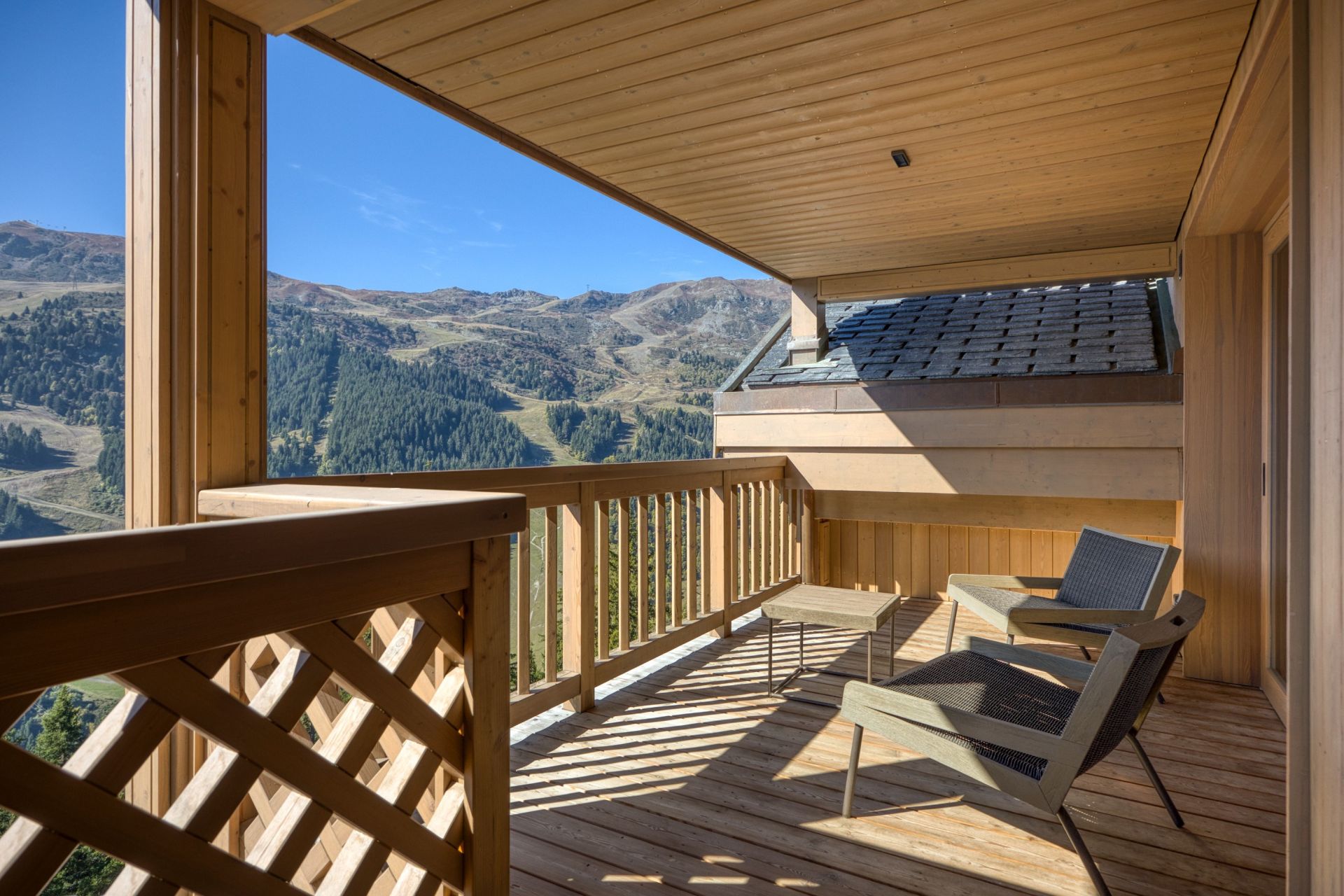 luxury apartment 6 Rooms for sale on MERIBEL LES ALLUES (73550)