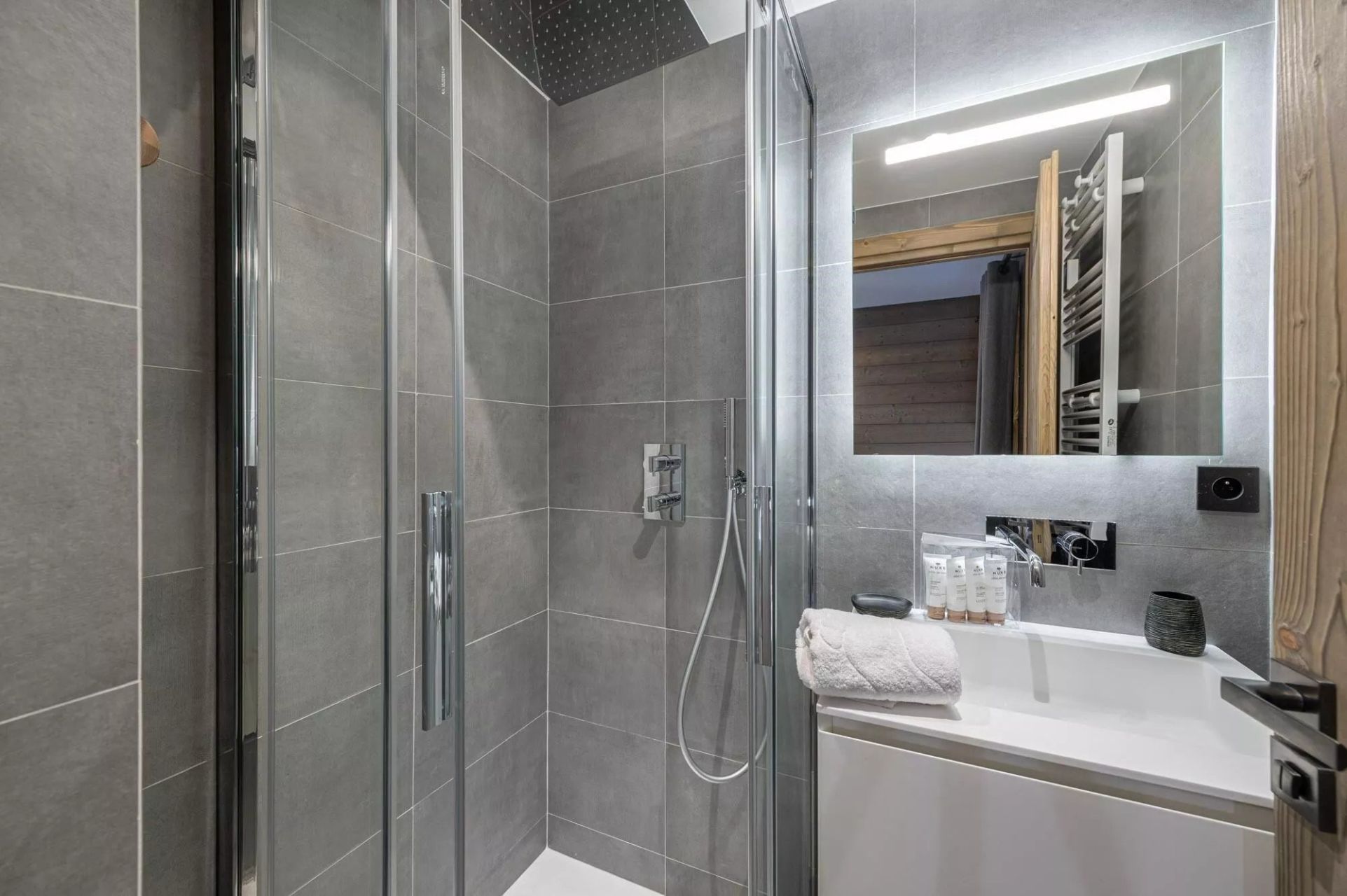 appartement de luxe 4 Pièces en vente sur MERIBEL LES ALLUES (73550)