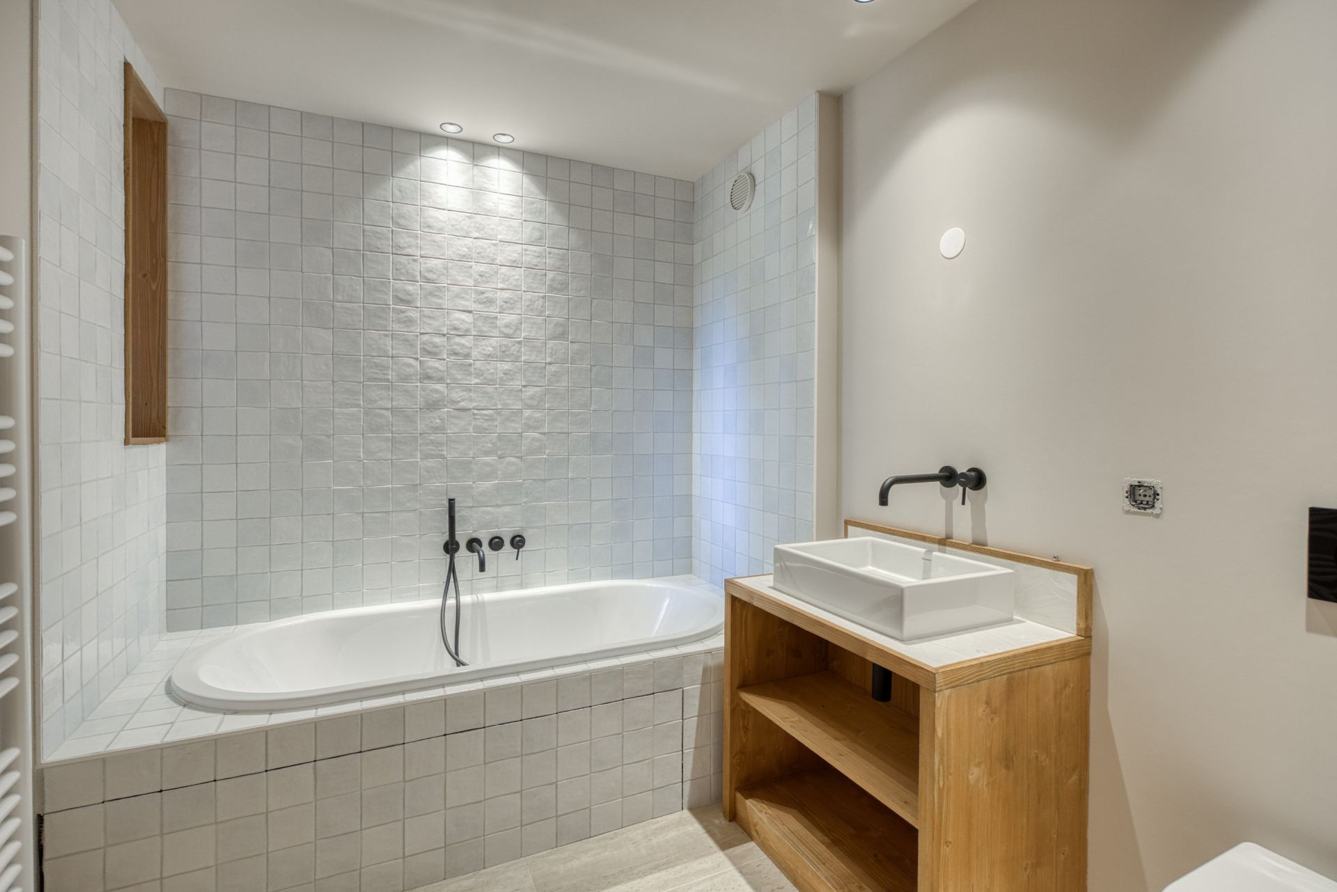 luxury chalet 7 Rooms for sale on MERIBEL LES ALLUES (73550)