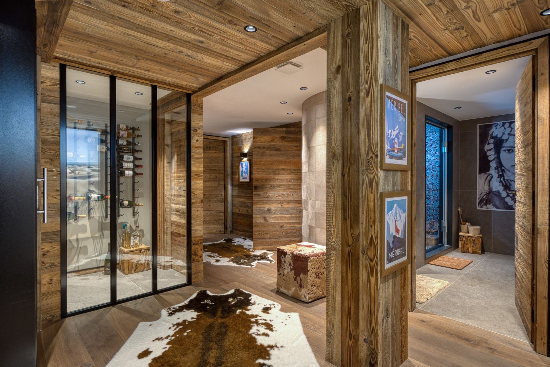 luxury chalet 10 Rooms for sale on MERIBEL LES ALLUES (73550)