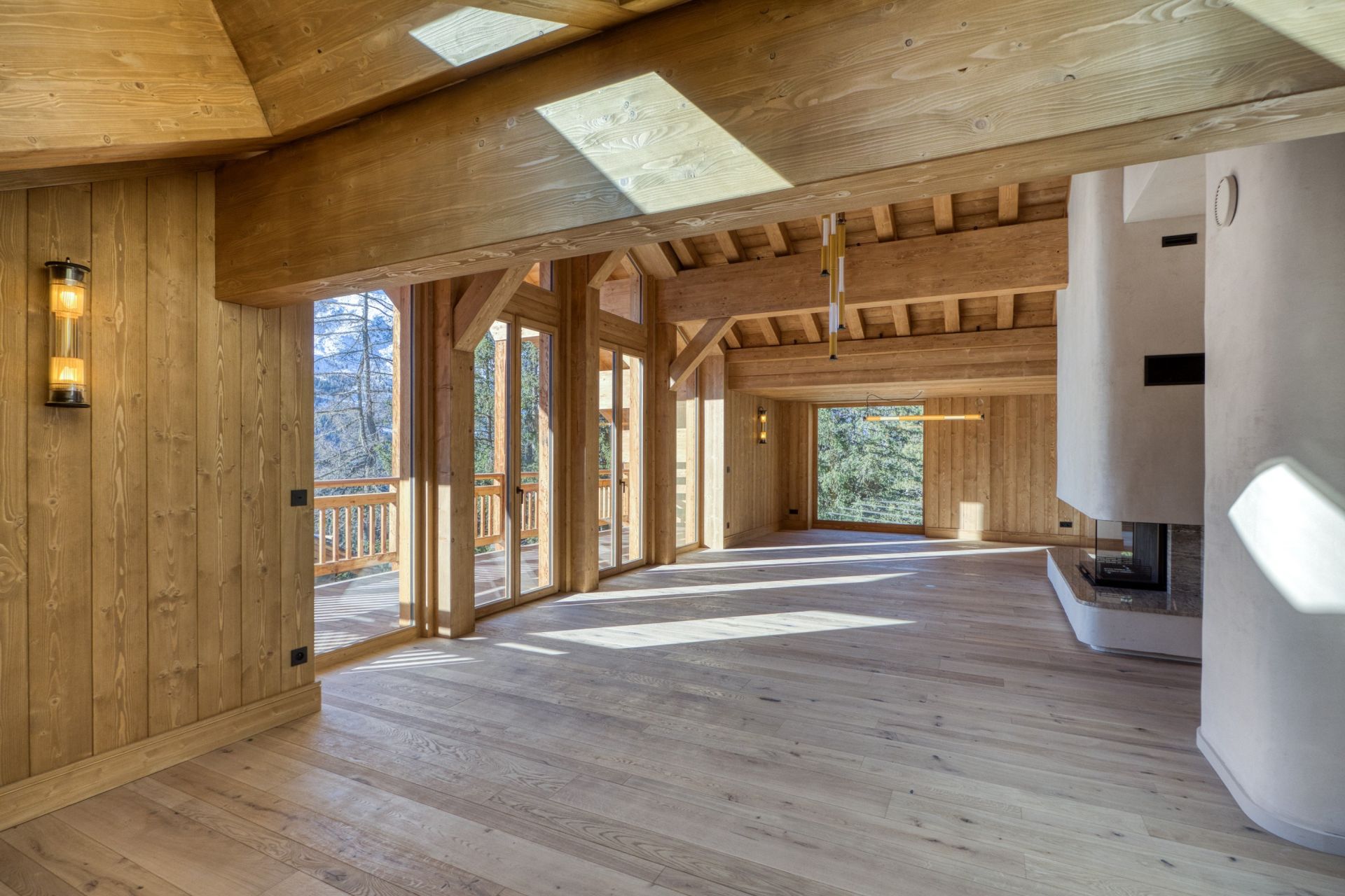 chalet de luxe 18 Pièces en vente sur MERIBEL LES ALLUES (73550)