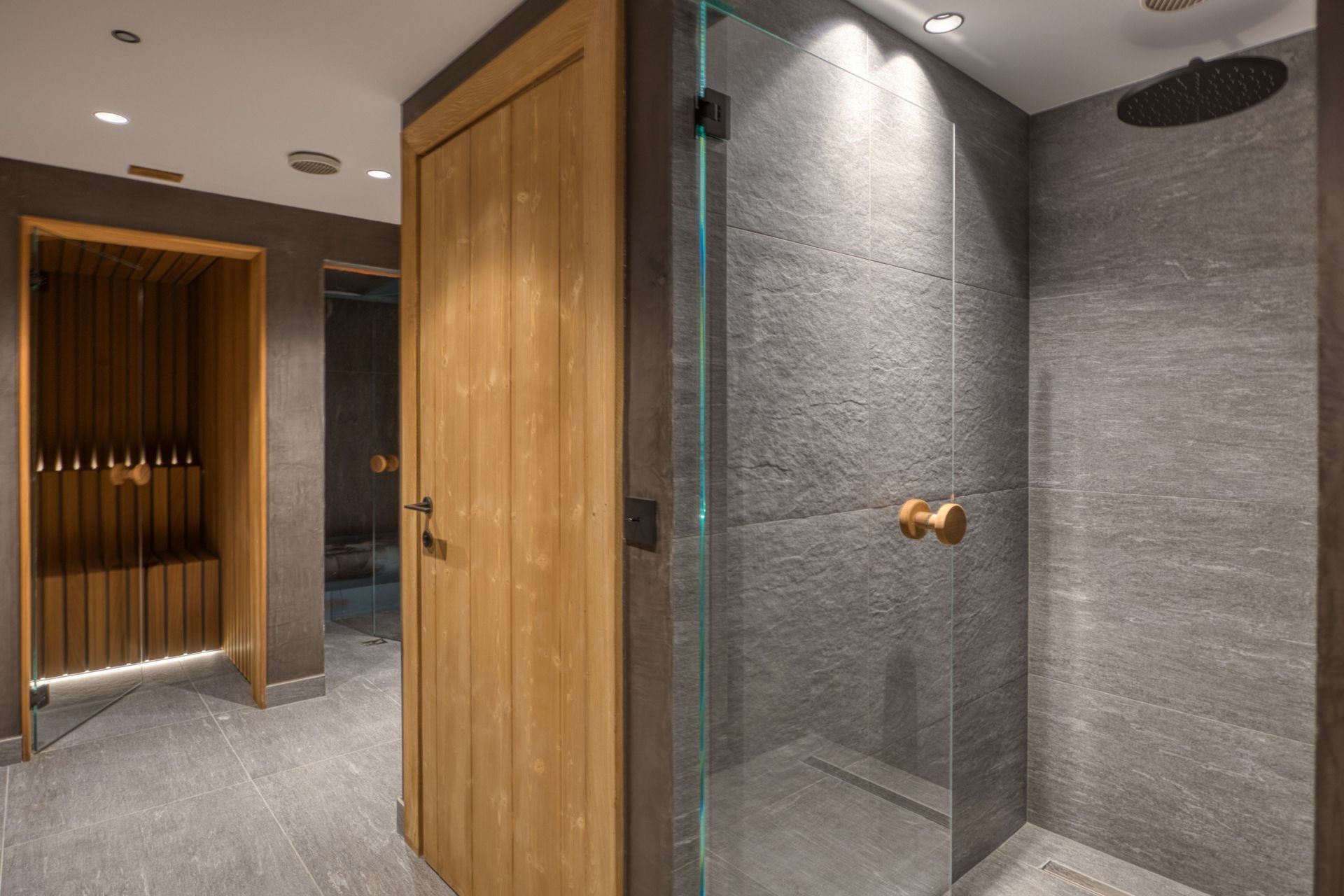 chalet de luxe 18 Pièces en vente sur MERIBEL LES ALLUES (73550)