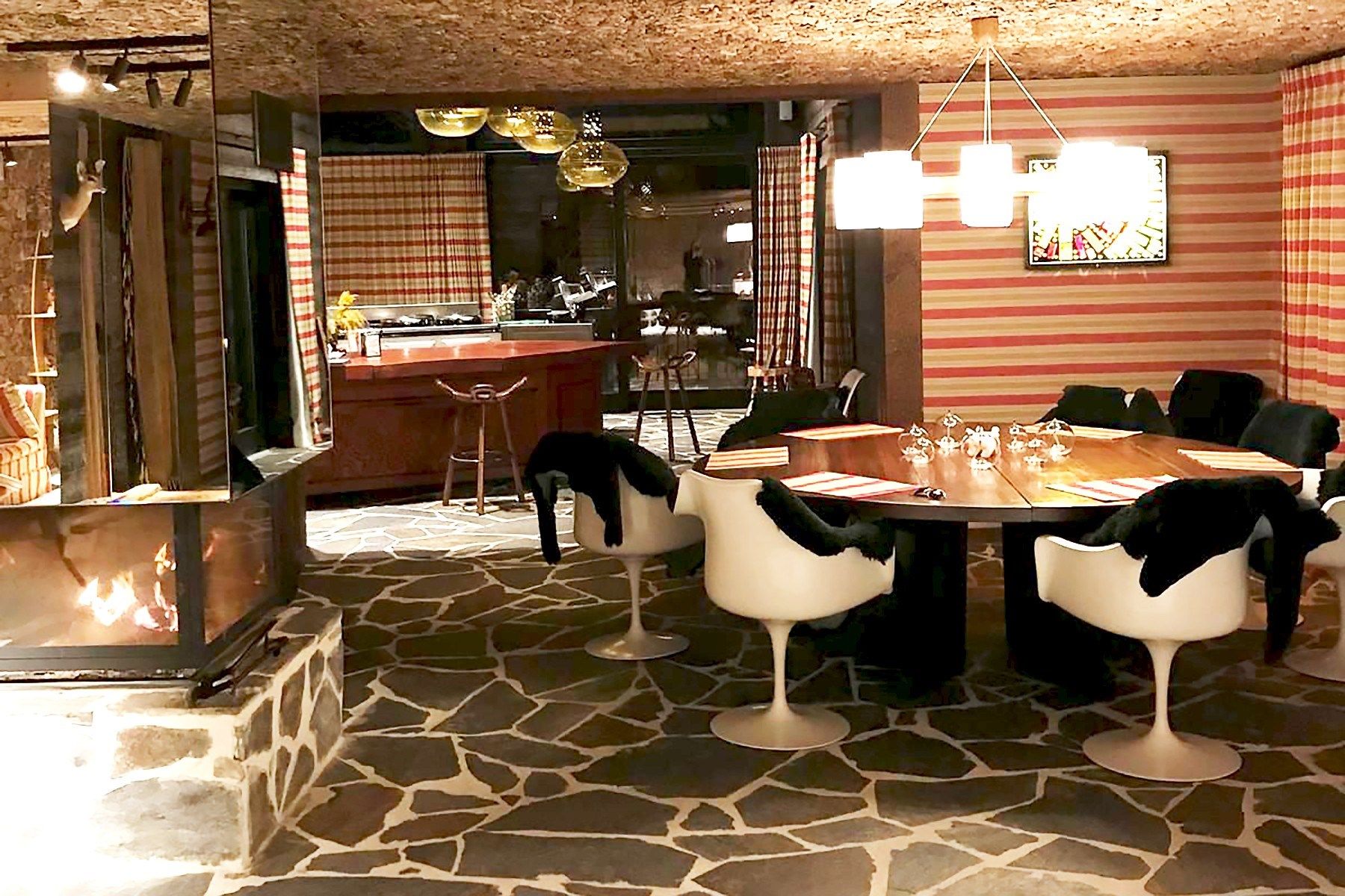 appartement de luxe 8 Pièces en location saisonnière sur MERIBEL LES ALLUES (73550)