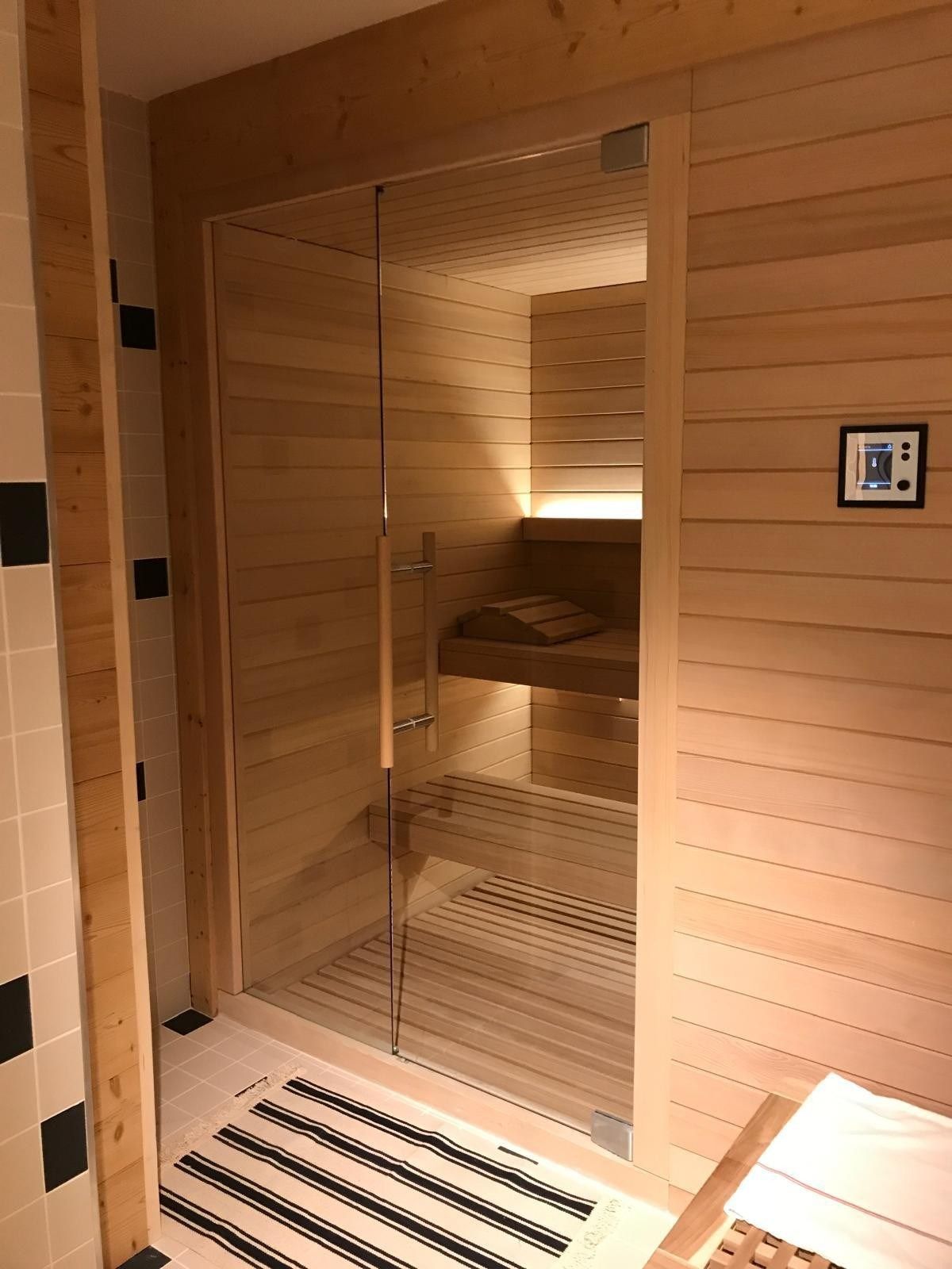 luxury chalet 8 Rooms for seasonal rent on MERIBEL LES ALLUES (73550)