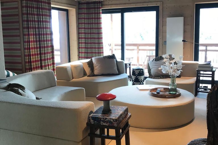 appartement de luxe 8 Pièces en location saisonnière sur MERIBEL LES ALLUES (73550)