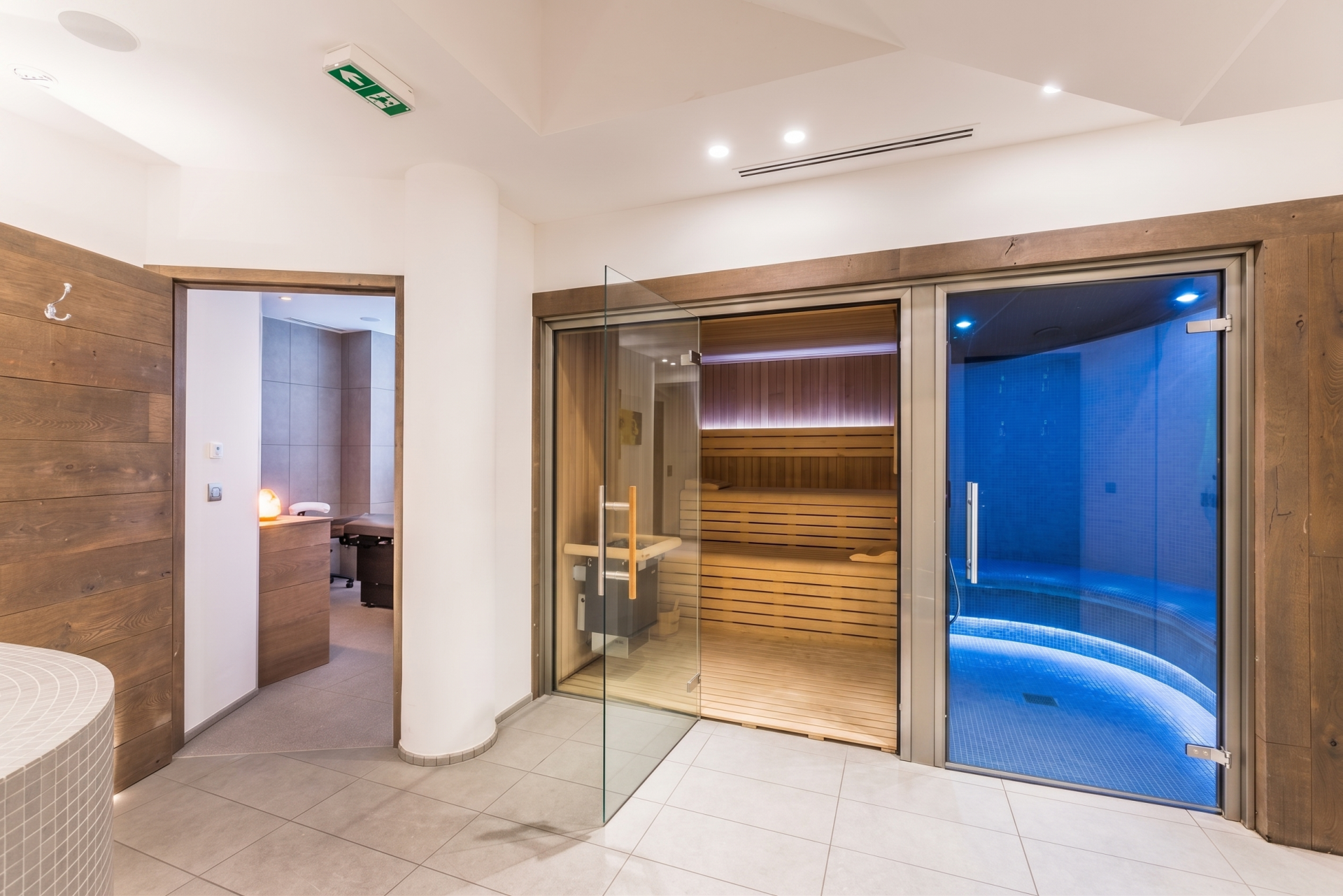 appartement de luxe 3 Pièces en location saisonnière sur MERIBEL LES ALLUES (73550)